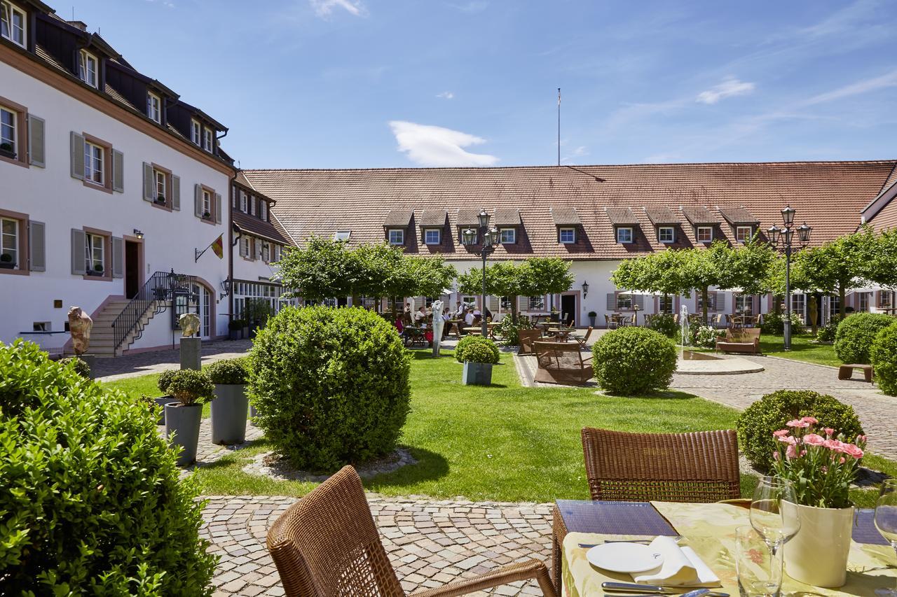 Schloss Reinach ไฟรบวร์กอิมไบรส์เกา ภายนอก รูปภาพ
